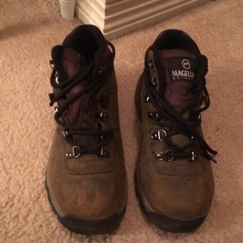 Mountain/Hiking Boots